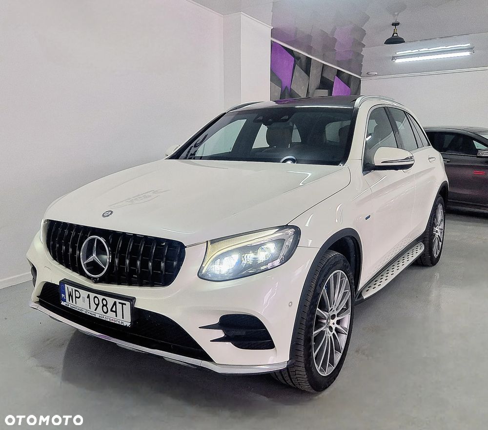 Mercedes-Benz GLC - 16