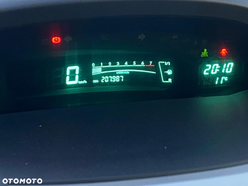 Toyota Yaris 1.3 VVT-i Executive - 25