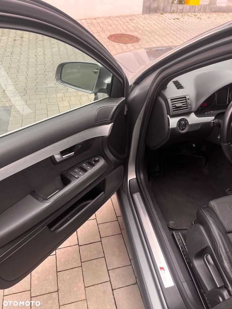 Audi A4 Avant - 17