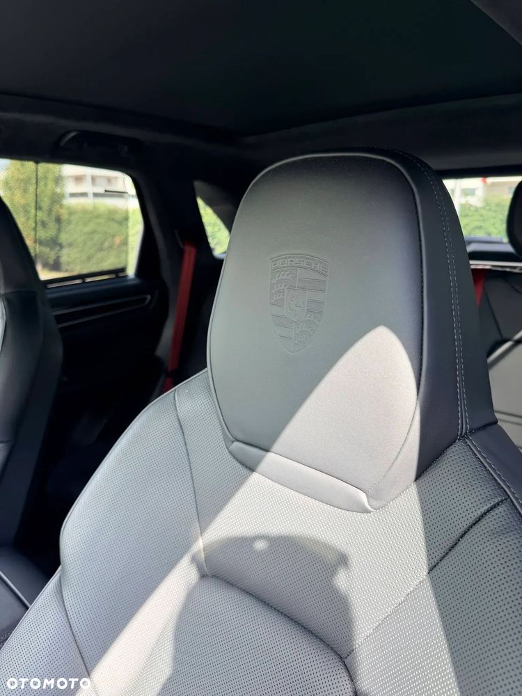 Porsche Cayenne - 27