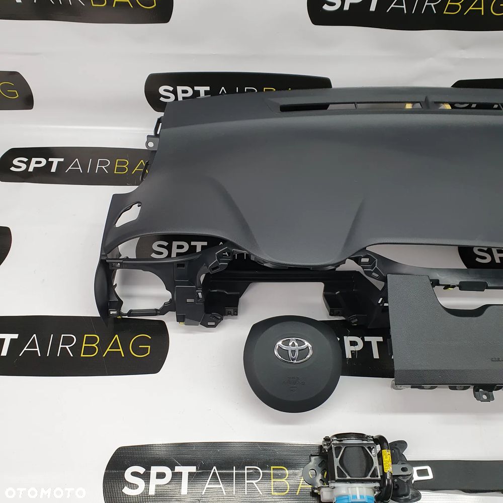 TOYOTA YARIS 3 III LIFT DESKA ROZDZIELCZA KONSOLA KOKPIT PULPIT PODUSZKI AIRBAG AIR BAG PASY KIT SET - 2