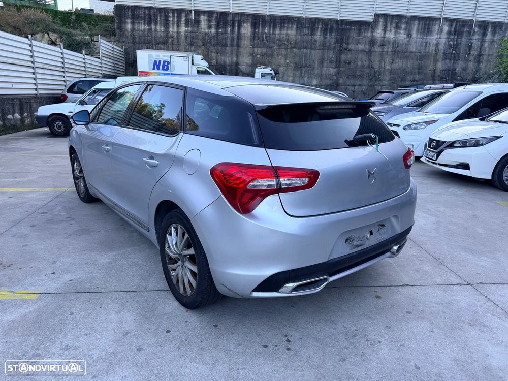 CITROEN DS5 1.6 HDI DE 2012 EM CENTRO DE ABATE EM FIM DE VIDA - 1