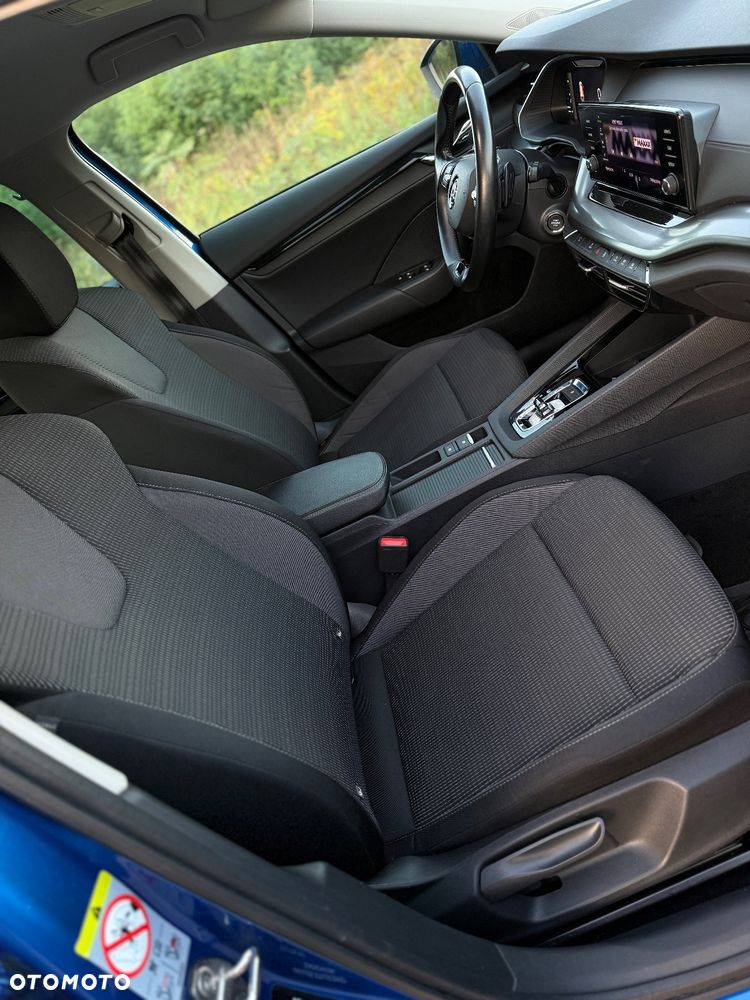 Skoda Octavia 2.0 TDI Ambition DSG - 8