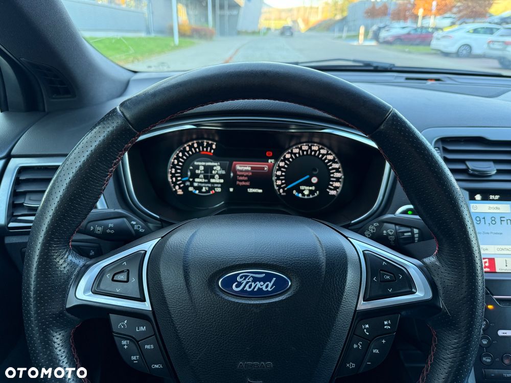 Ford Mondeo 1.5 EcoBoost ST-Line X - 25