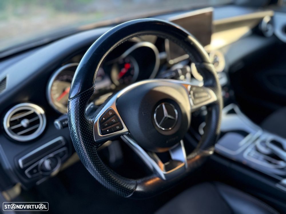 Mercedes-Benz C 220 d Cabrio 4Matic 9G-Tronic AMG Line - 9
