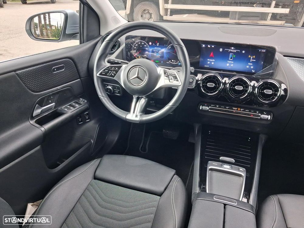 Mercedes-Benz B 250 e - 15