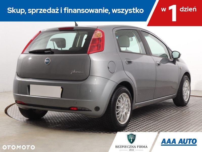 Fiat Grande Punto - 7