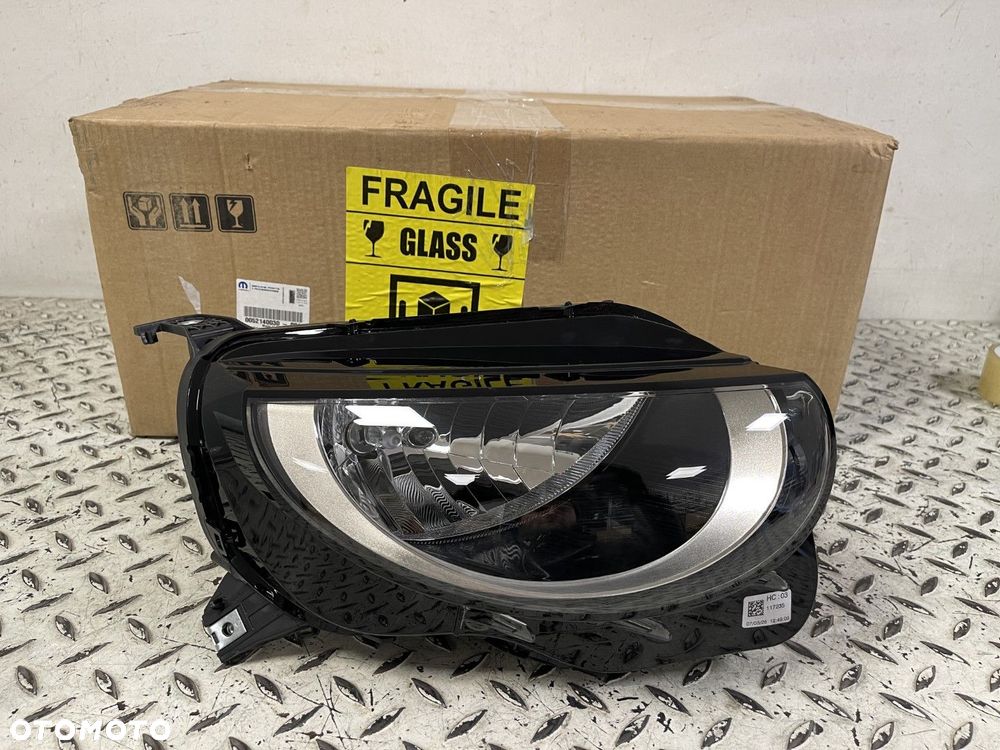 NOWA ORYGINALNA LAMPA PRAWA PRZEDNIA FIAT 500e 20-26 KOMPLETNA EUROPA 521400300 52140030 68656340AA - 2