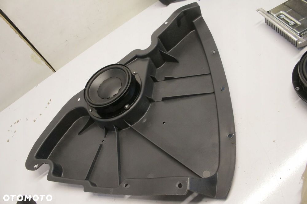 głośniki DYNAUDIO VW Golf VI - 10