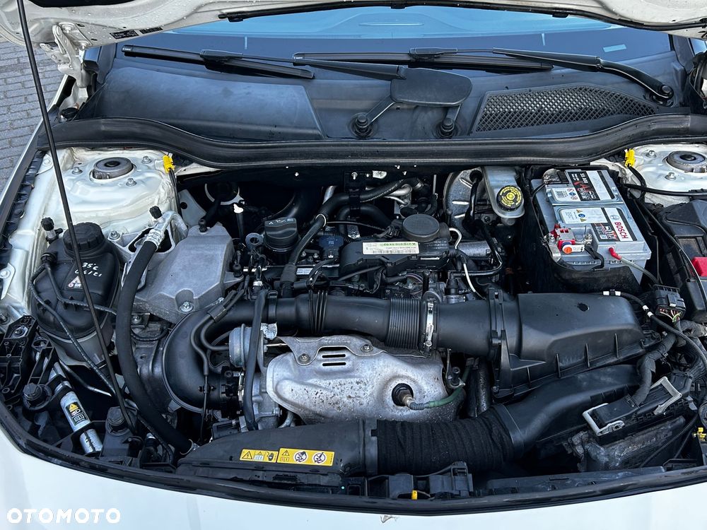 Mercedes-Benz CLA 180 BlueEffICIENCY Edition - 25