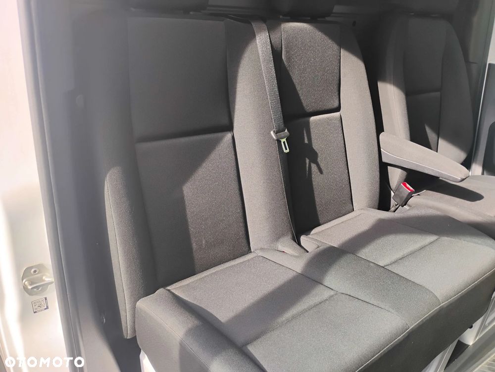 Mercedes-Benz Sprinter - 14