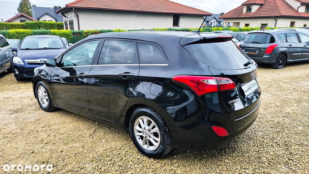 Hyundai i30 1.6 GDI BlueDrive Premium - 21