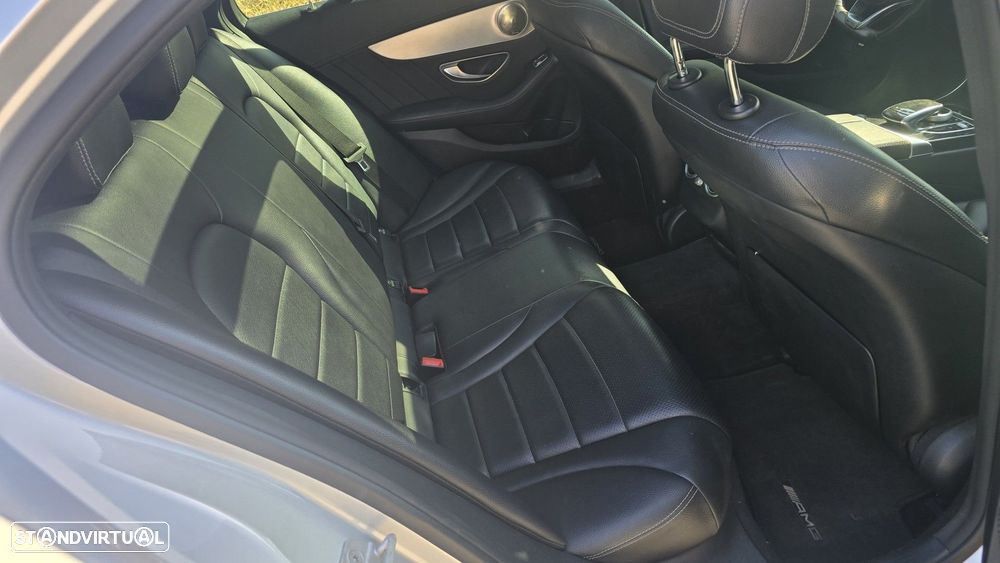 Mercedes-Benz C 300 BlueTEC Hybrid AMG Line - 12