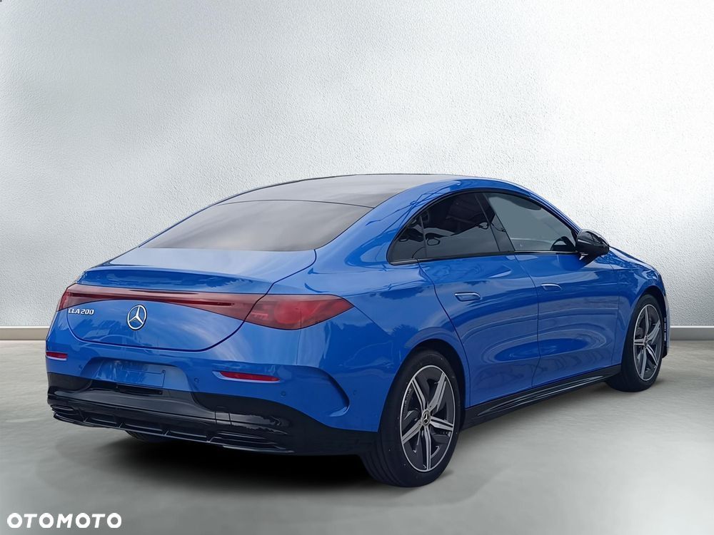 Mercedes-Benz CLA 200 mHEV 8G-DCT - 4