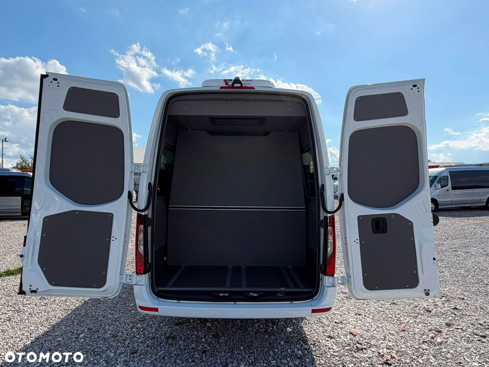 Mercedes-Benz Sprinter 317 - 6