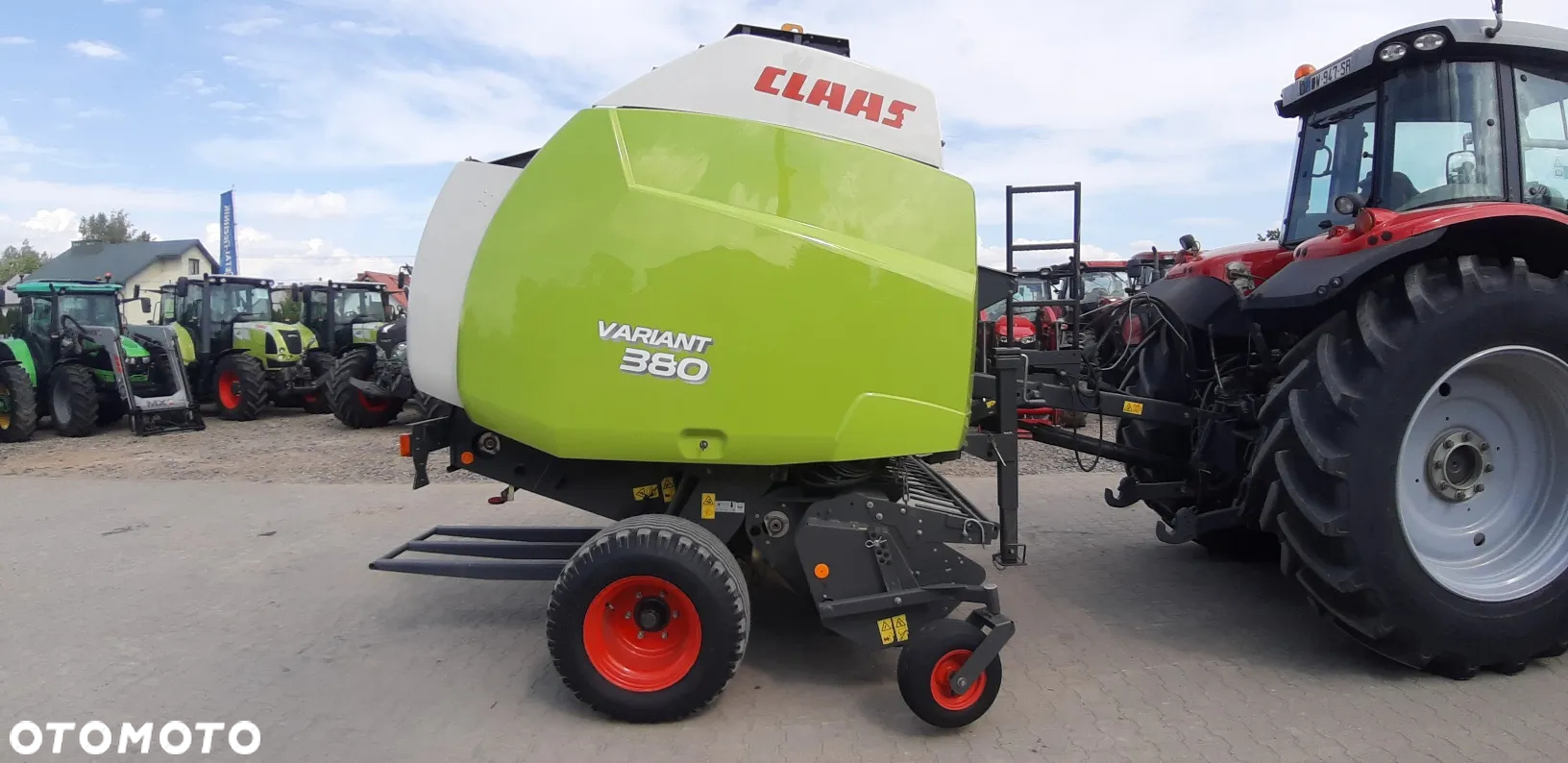 Claas Variant 380 - 10
