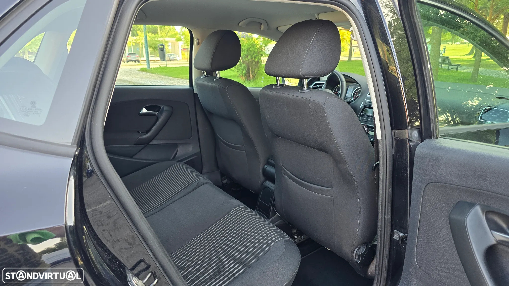 VW Polo 1.4 Highline DSG - 28