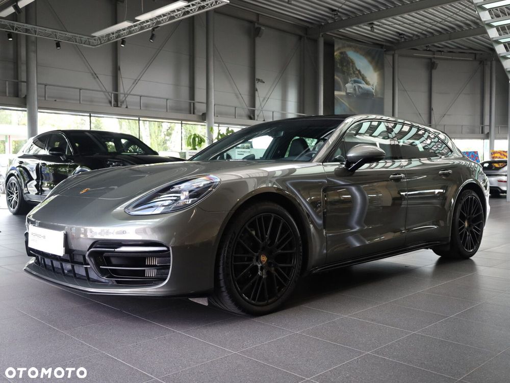 Porsche Panamera - 3