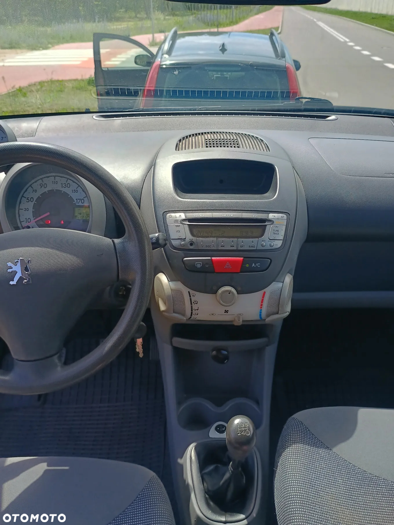 Peugeot 107 1.0 Active - 16