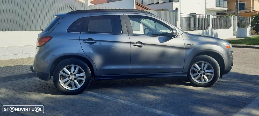 Mitsubishi ASX 1.8 DI-D Instyle - 9