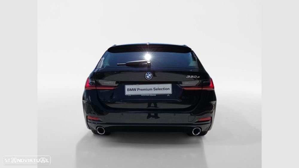 BMW 320 - 8