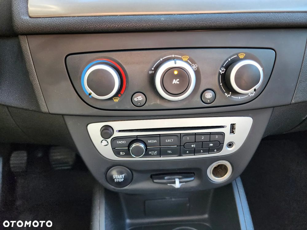 Renault Megane 1.6 16V 100 J'taime - 22