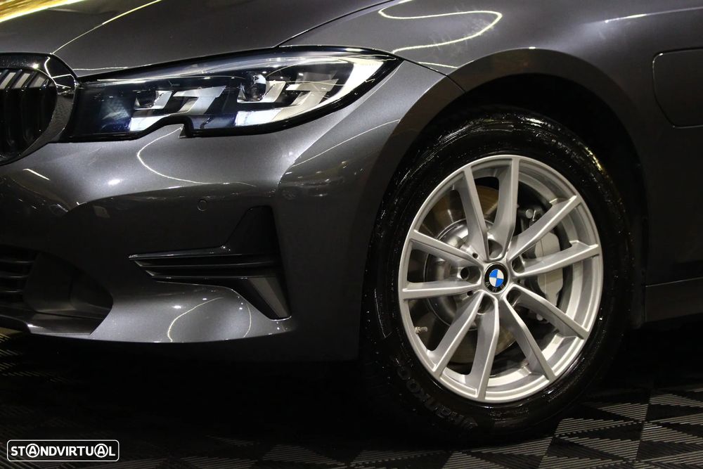 BMW 330 e Touring Corporate Edition Auto - 3