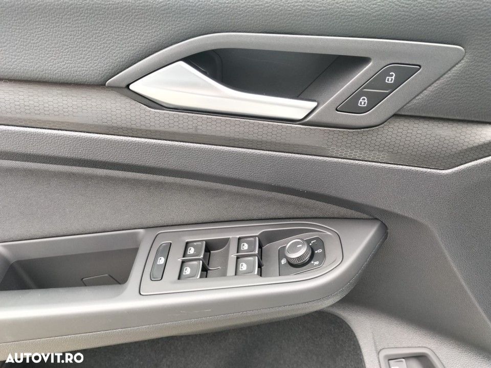 Volkswagen Golf - 13