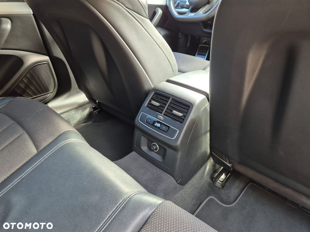 Audi A4 Avant 40 TFSI S tronic S line - 21