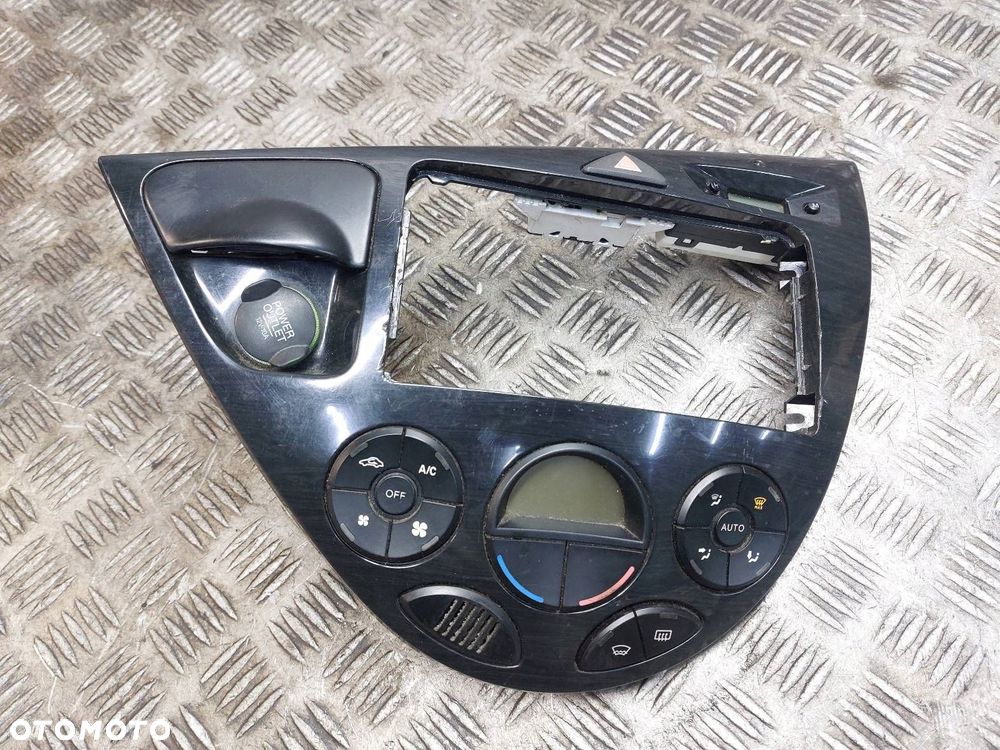 RAMKA KONSOLI ŚRODKOWA FORD FOCUS MK1 98AB-15000-CCW 2M5XA047A04 - 1