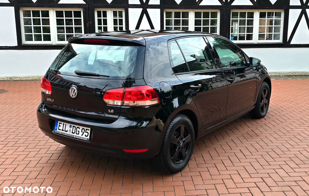 Volkswagen Golf 1.6 Q-Line - 6
