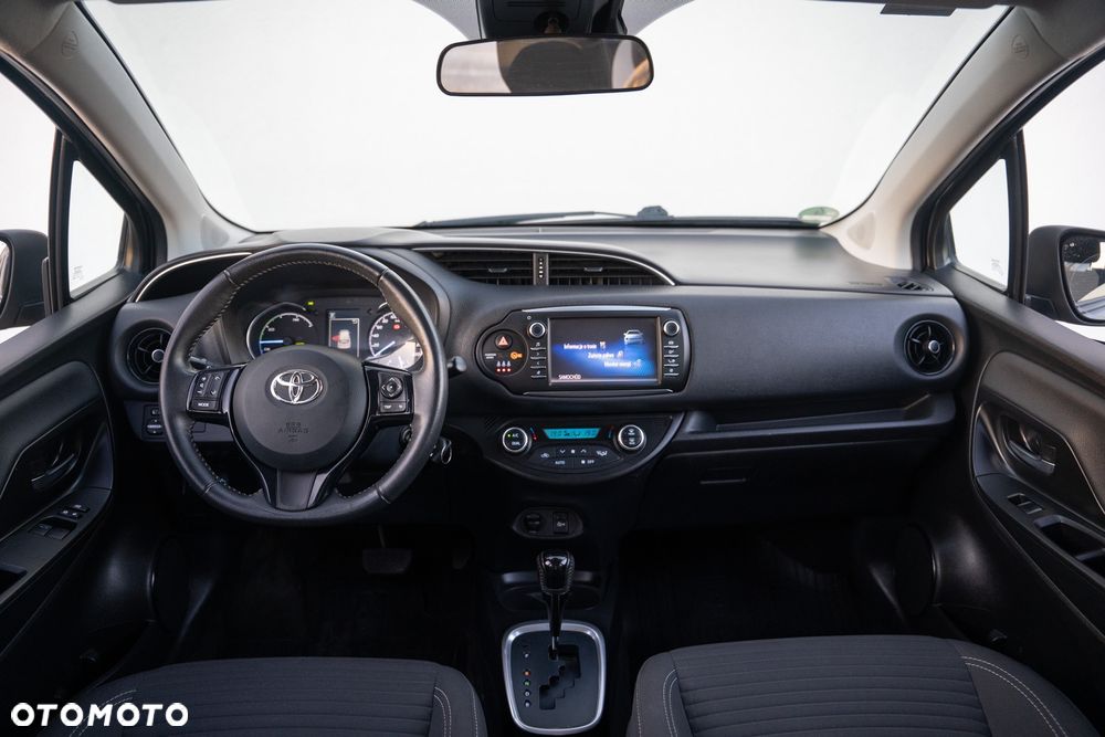 Toyota Yaris Hybrid 100 Premium EU6 - 10