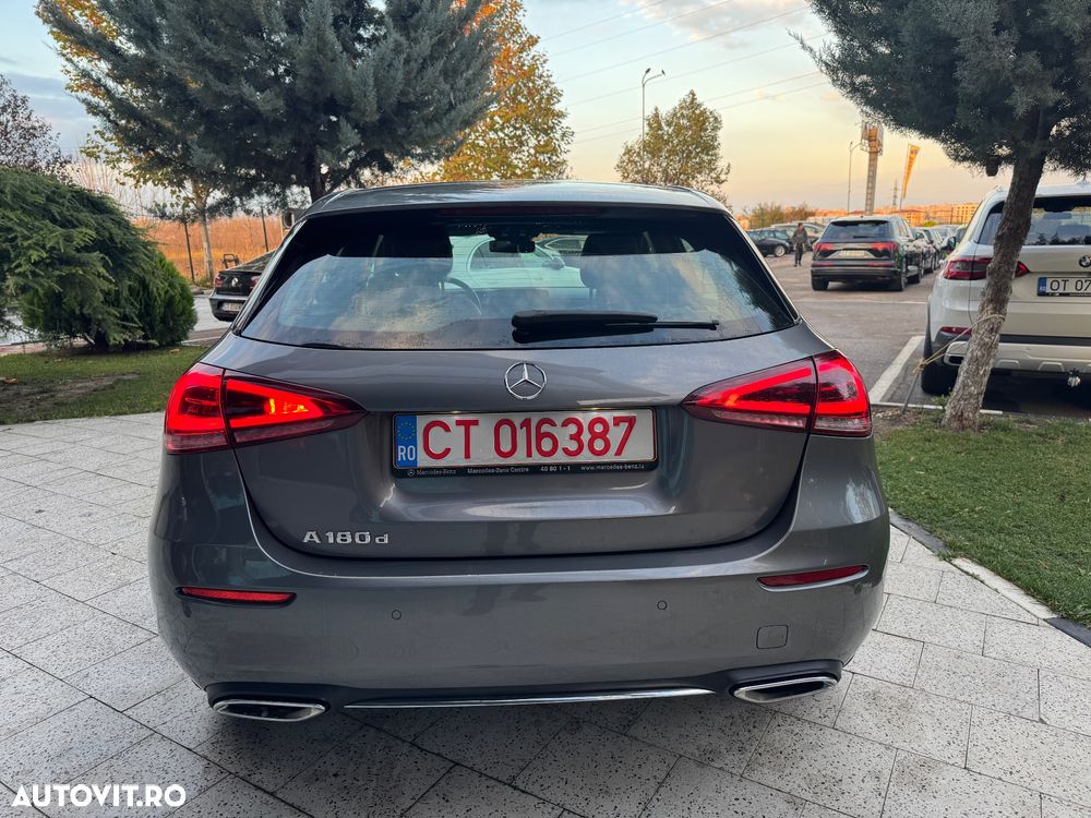 Mercedes-Benz A 180 d 7G-DCT - 27