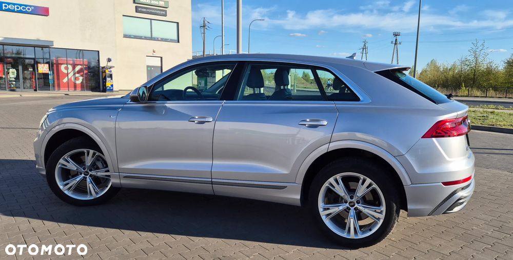 Audi Q8 - 7