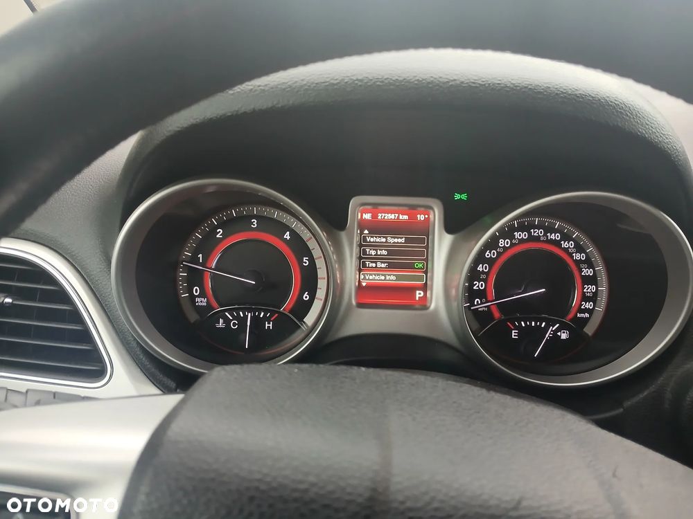 Fiat Freemont 2.0 Multijet 16V DPF Automatik Allrad Lounge - 17