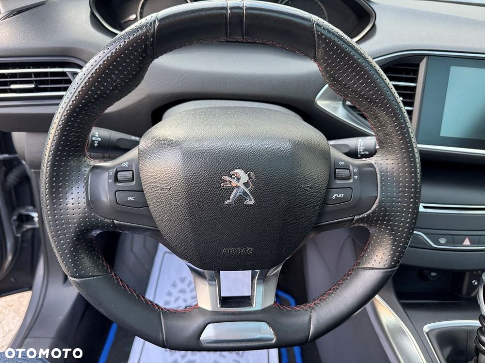 Peugeot 308 - 30