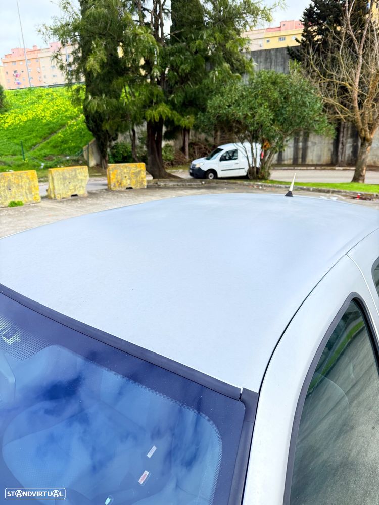 Renault Clio 1.2 16V Authentique - 10