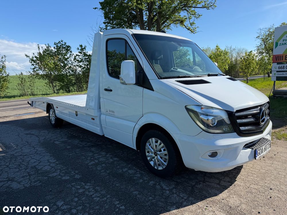 Mercedes-Benz Sprinter - 30
