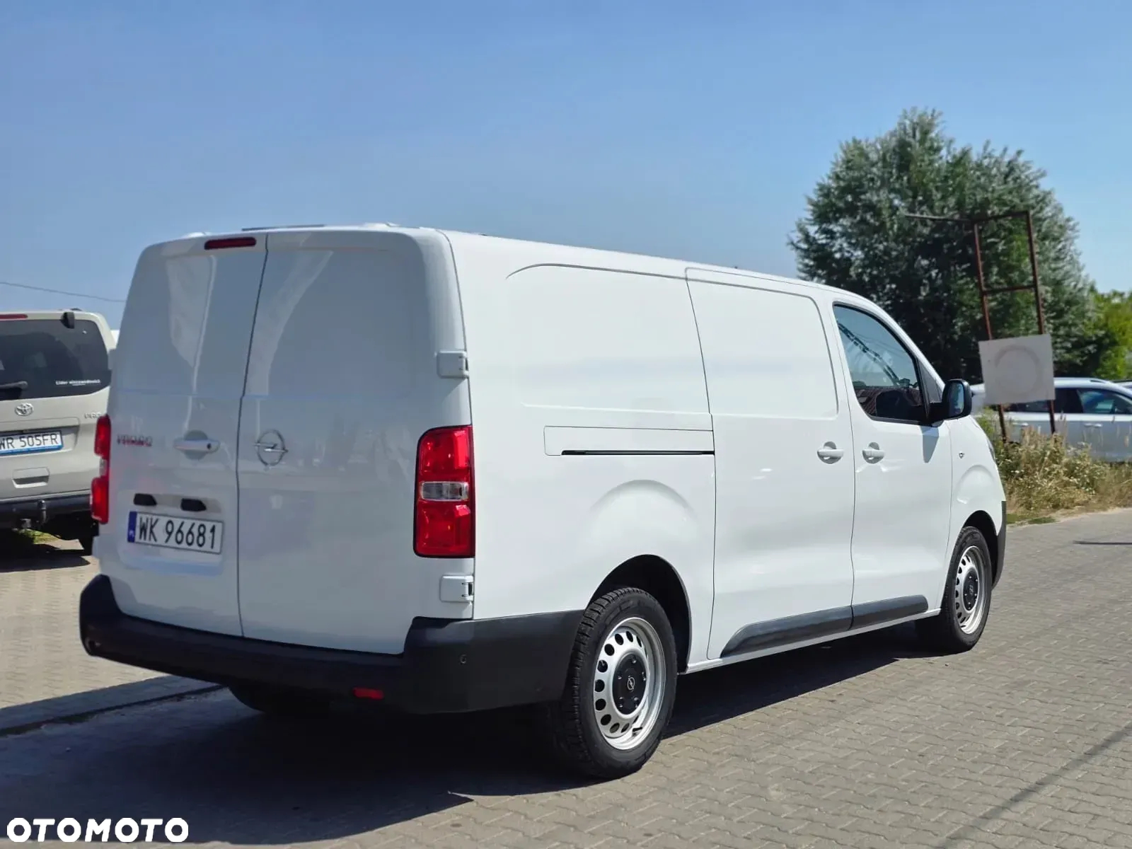Opel Vivaro Kasten - 10