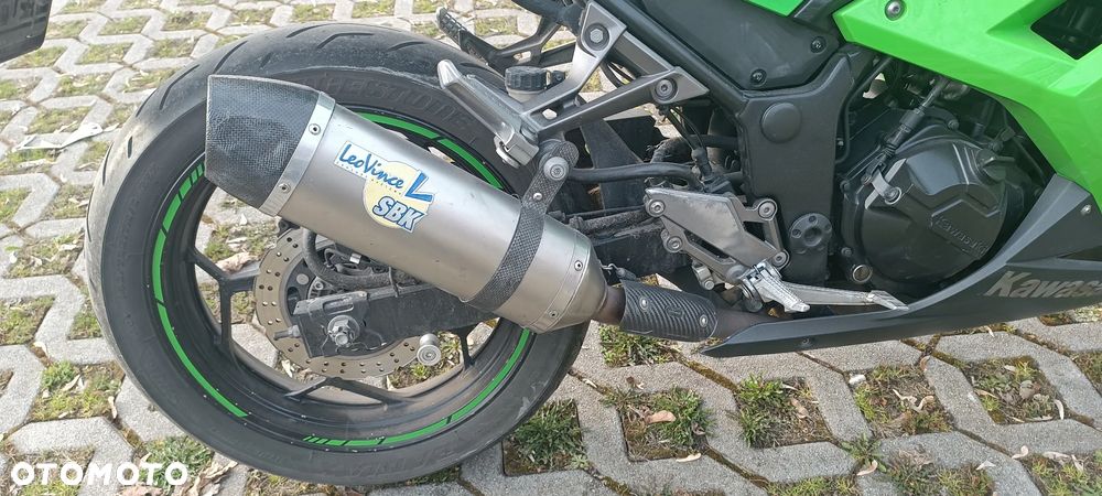 Kawasaki Ninja 300 ABS - 9