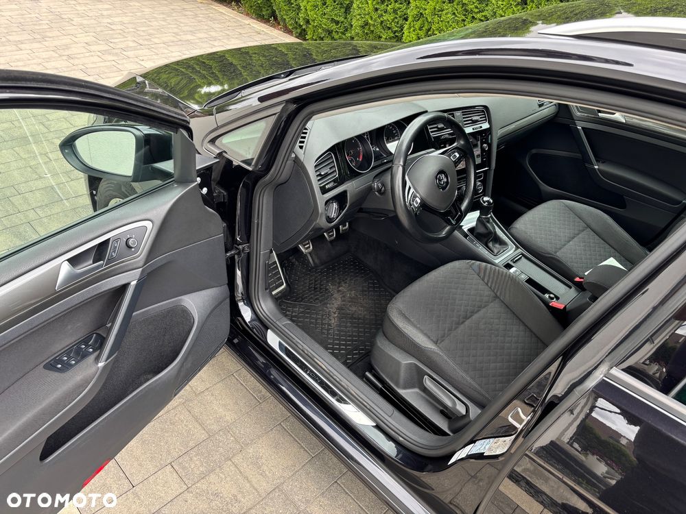 Volkswagen Golf - 7