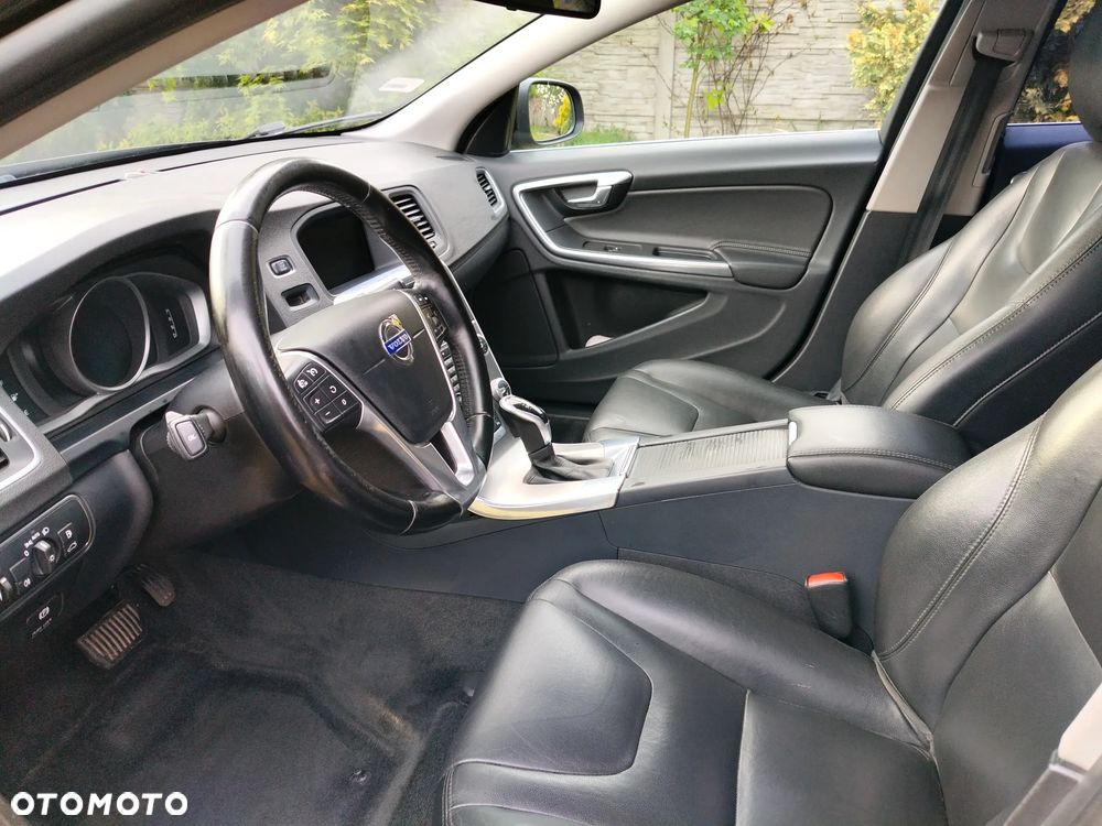 Volvo V60 - 12