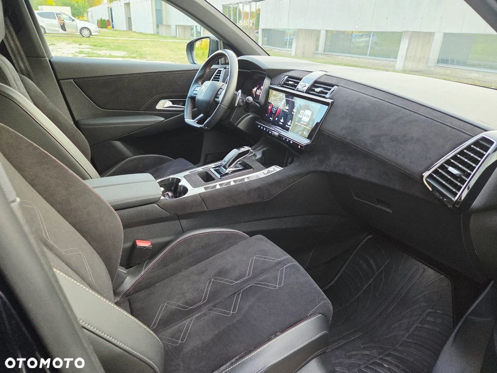 DS Automobiles DS 7 Crossback 1.5 BlueHDi Bastille + - 24