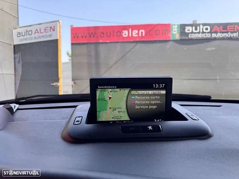 Peugeot 3008 2.0 HDi Hybrid4 - 18