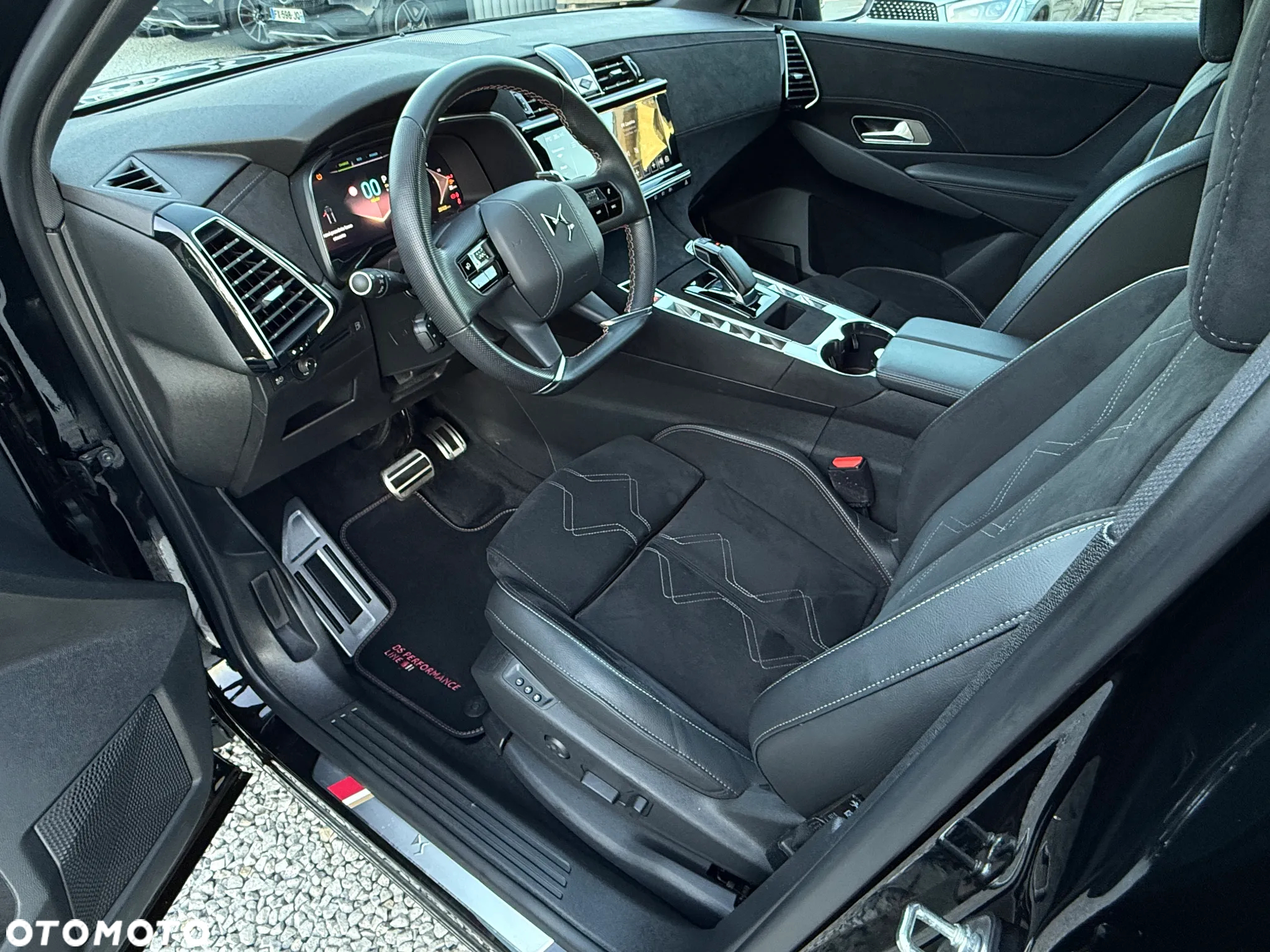 DS Automobiles DS 7 Crossback 1.6 E-Tense Performance Line + - 27