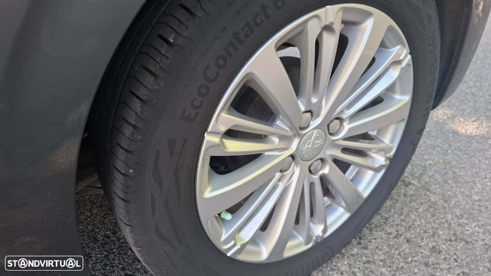 Peugeot 208 1.2 PureTech Style - 20