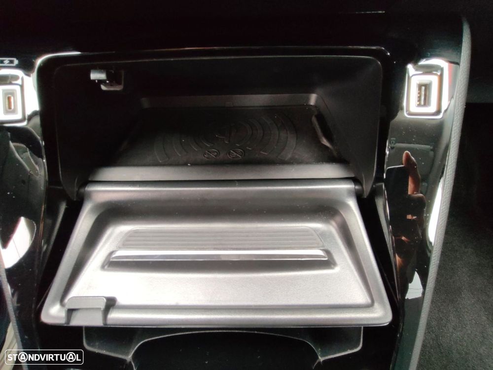 Peugeot 2008 1.2 PureTech Allure Pack - 16