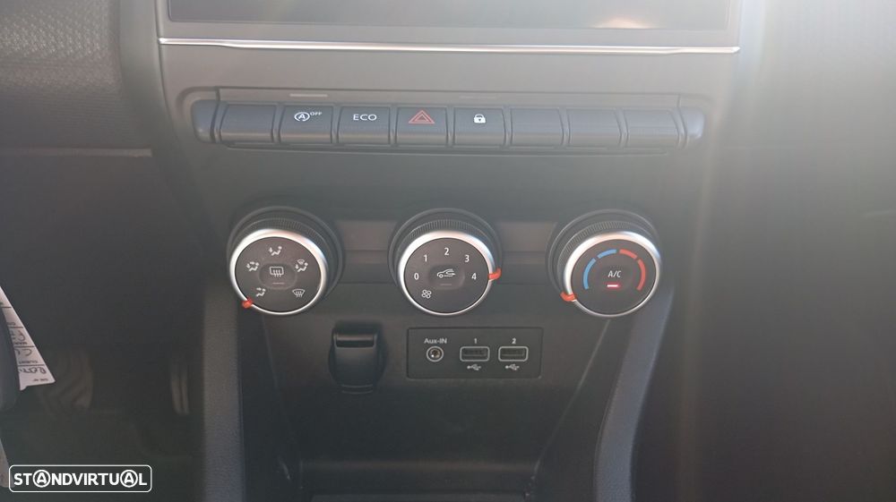 Renault Clio 1.0 TCe Limited Bi-Fuel - 30