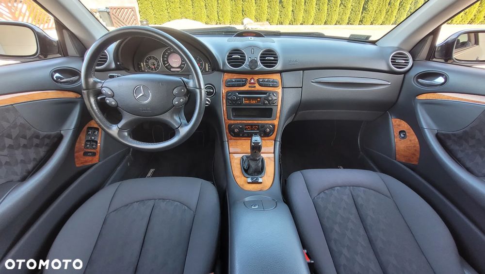 Mercedes-Benz CLK 270 CDI Elegance - 7