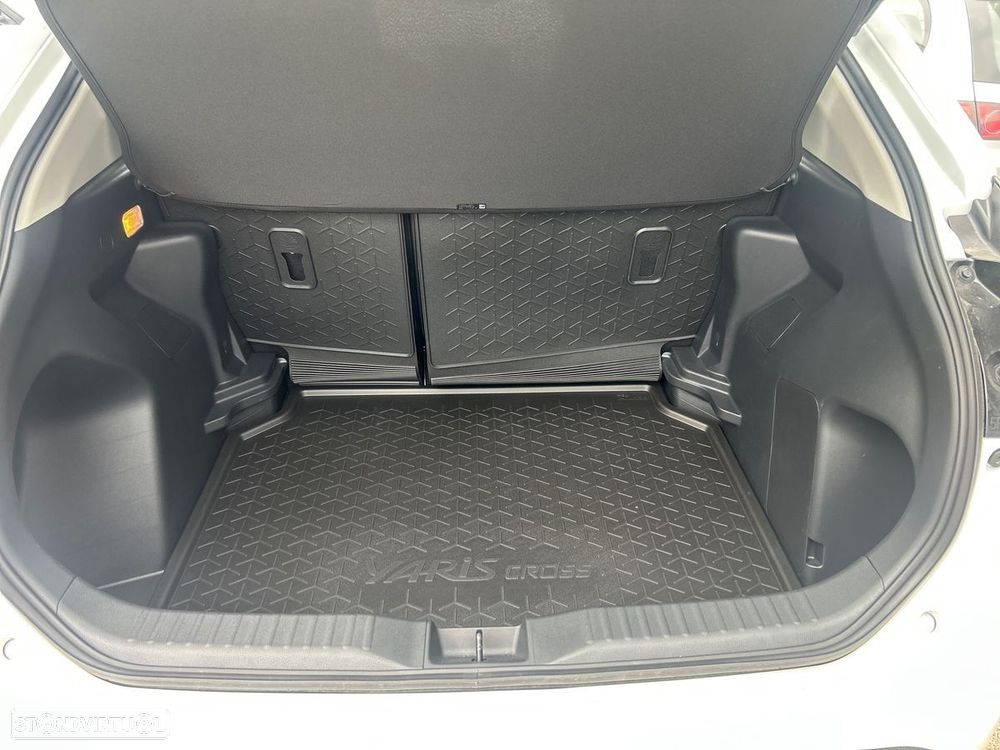 Toyota Yaris Cross 1.5 HDF Comfort Plus - 19